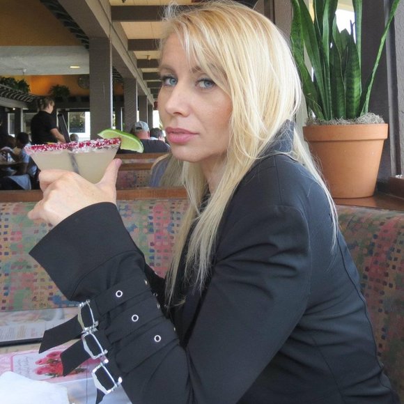 GORGEOUS BLACK RAMPAGE BLAZER WITH BUCKLE SLEEVES SM - Picture 1 of 3
